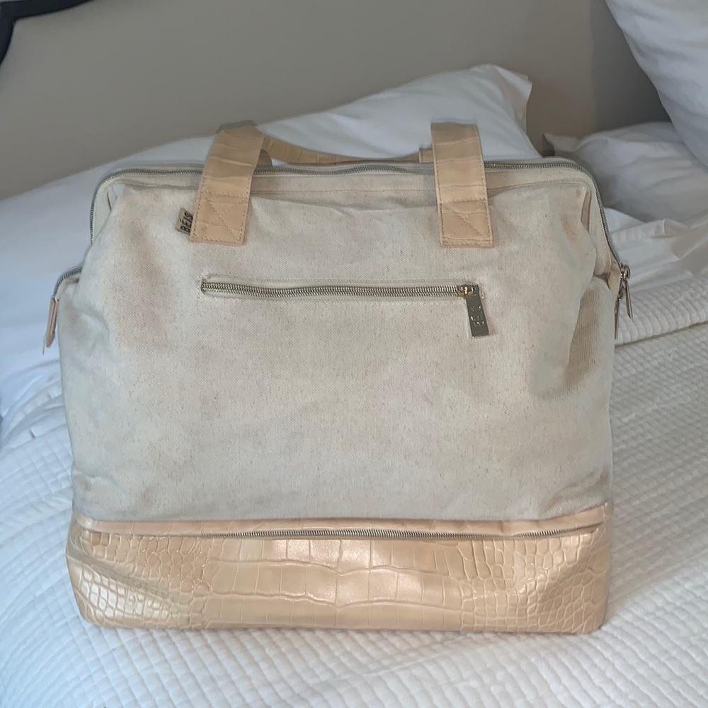 Beis travel bag